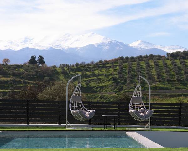 Sweet Sunshine Villa, with 2 Pools & Playground gallery image 5