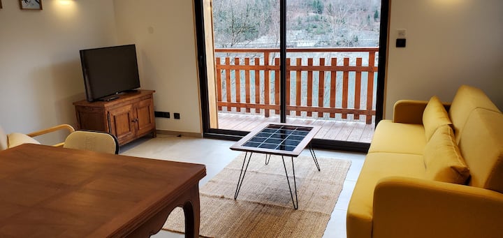Appartement Tout Confort Avec Balcon Coin Terrasse - Allemond