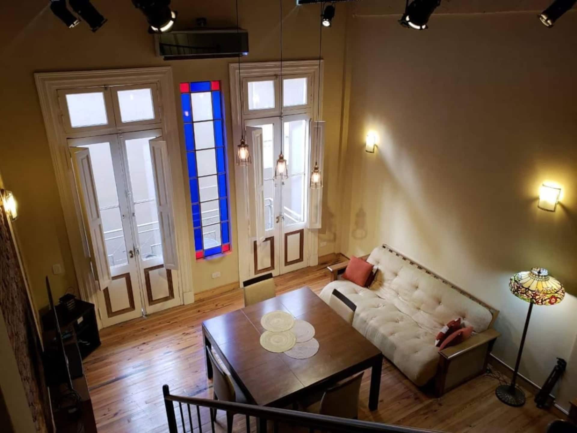 One-bedroom loft apartment in Monserrat
