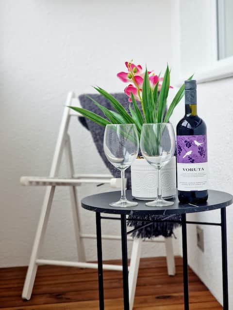 City Center Apartment with balcony