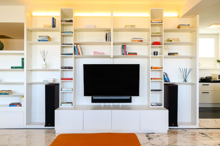 Peaceful Penthouse with Garage by NDP rent gallery image 2