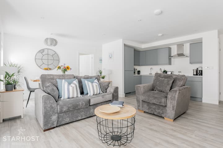 The Garden Collection By Starhost Residences - 뉴버리