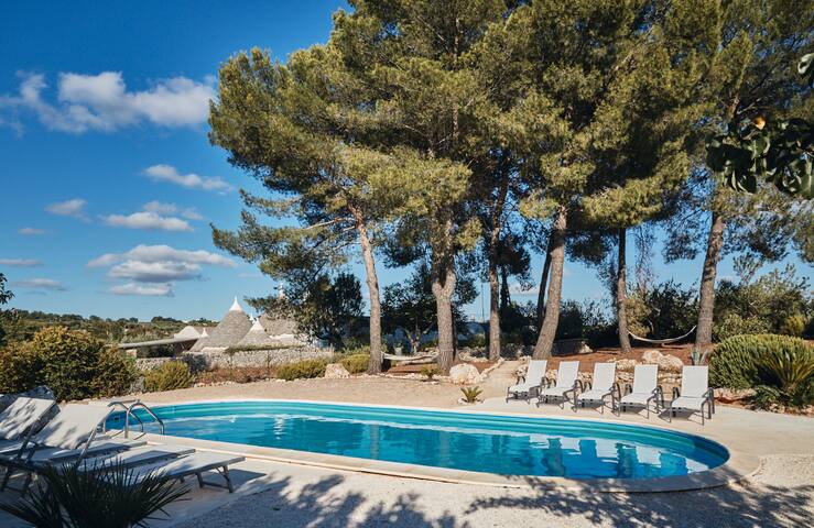 Villa Reginetta with 2 pools and park (10′ Ostuni) gallery image 4