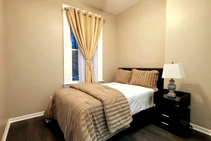 4 - ТА СПАЛНЯ 