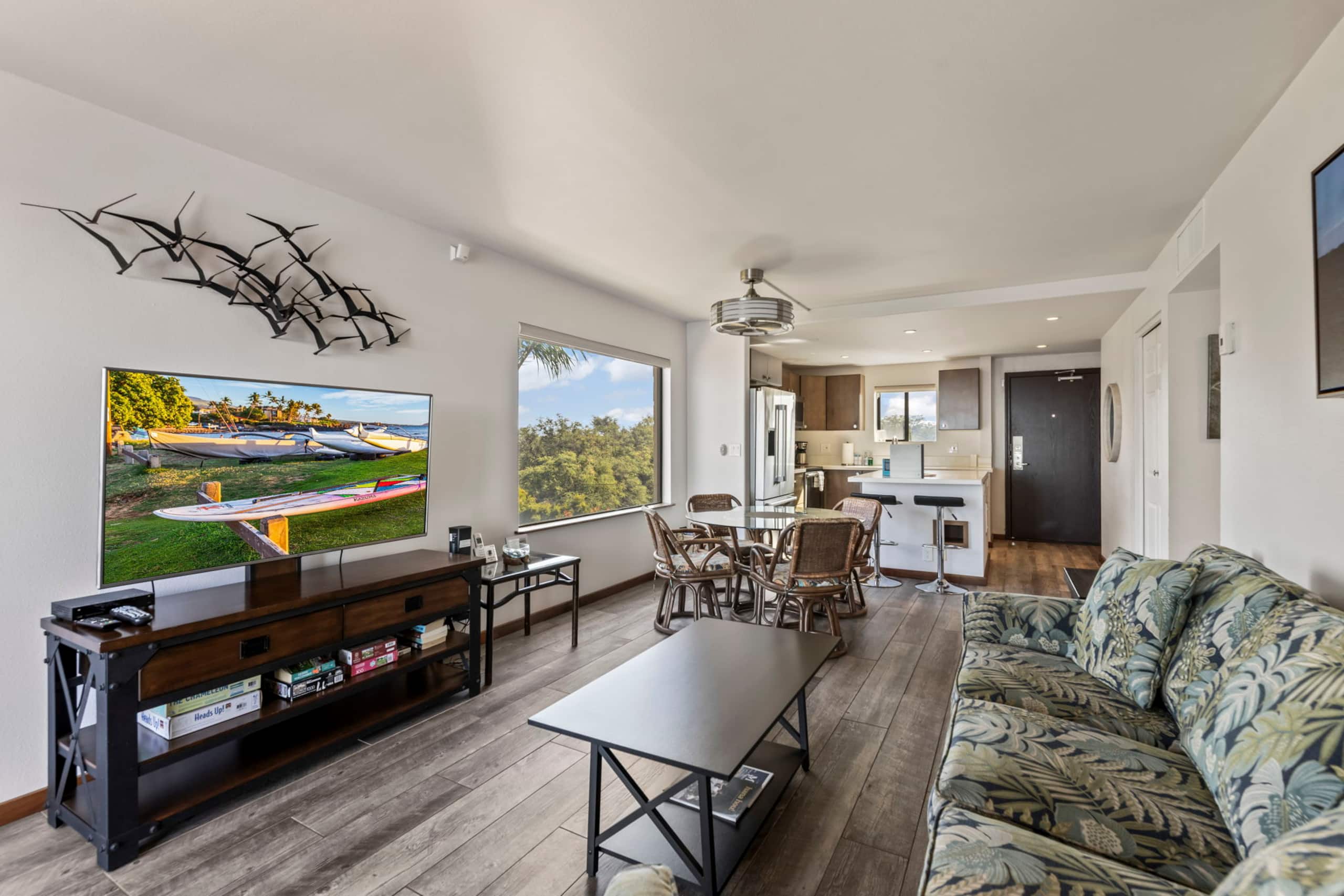 Condo in Kihei · ★4.93 · 2 bedrooms · 4 beds · 2 baths - Image 4