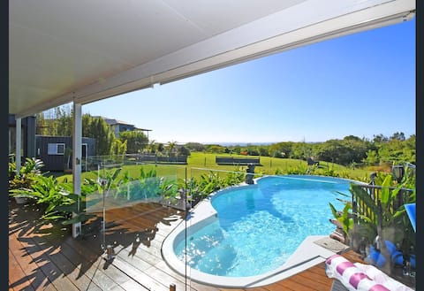 Seaside, Pool, Pet Friendly, Fishing, Boat Shed