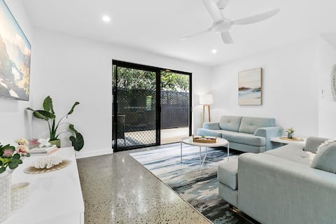 Top performing Airbnb: Golden Retreat in Golden Beach