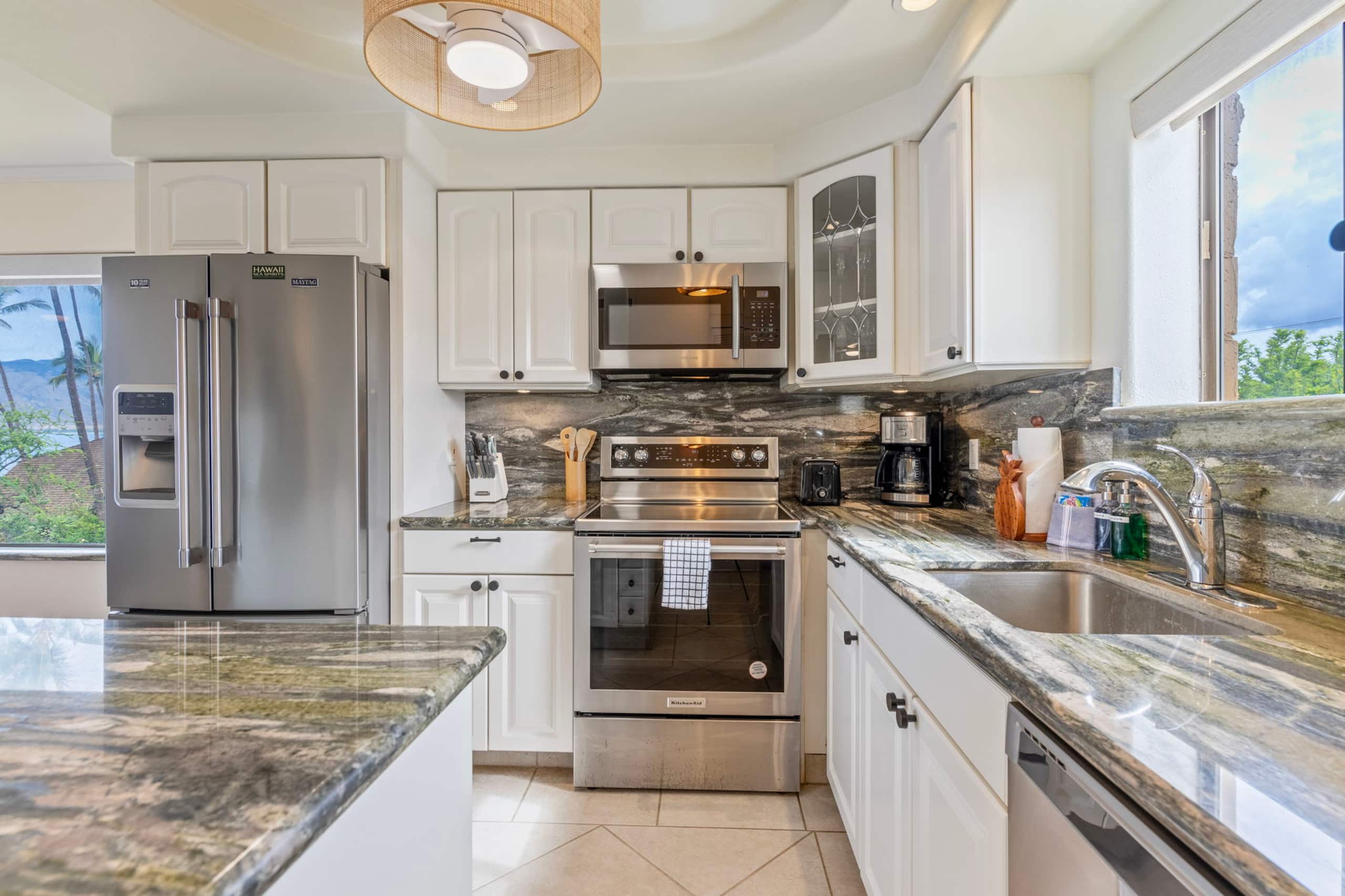 Condo in Kihei · ★4.94 · 2 bedrooms · 3 beds · 2 private baths - Image 12