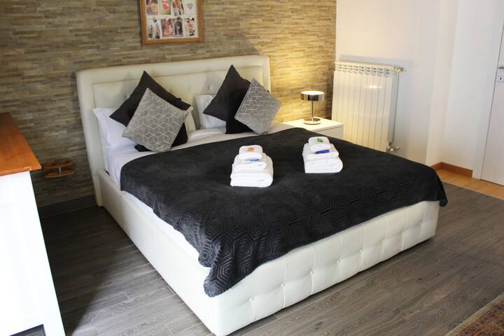 Uno splendido appartamento nel cuore di Milano gallery image 4