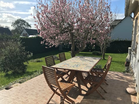 Nice house 200 m from the beach