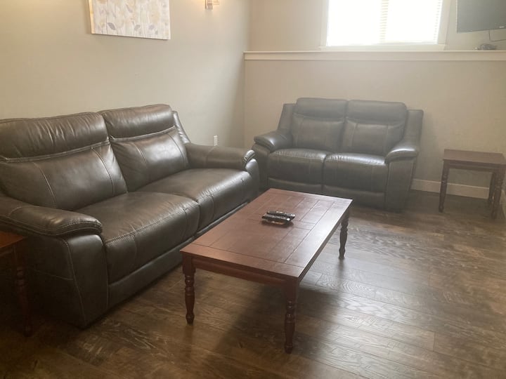 Signature Suites By Oasis Corporate Rentals - Grande Prairie