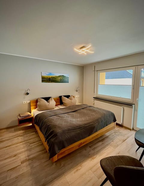 Guest room with garden