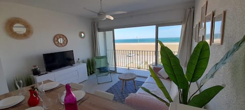 Airbnb performant: Facing the sea à Port La Nouvelle