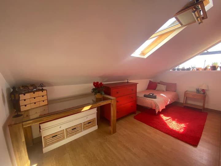 Chambre 3 avec un lit simple