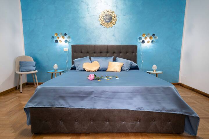 New in!Rose a Santa Lucia gallery image 3