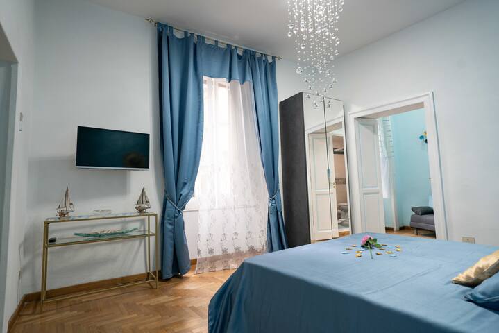 New in!Rose a Santa Lucia gallery image 2