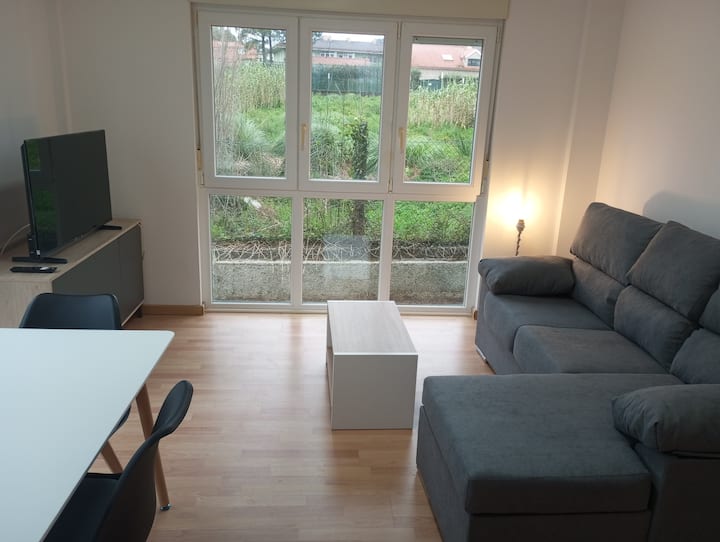 Apartamento Jardín Privado Y Piscina A 100 M Playa - Finisterre, España