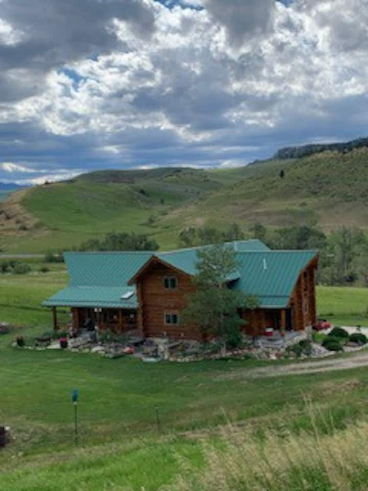 Log Home with Beartooth Mtn. View