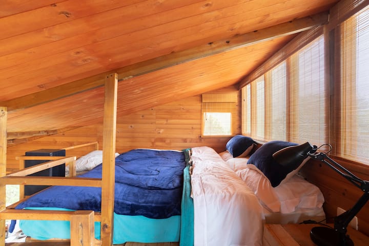 The other 2 x 2 bed
