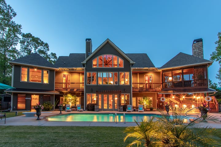 5 Br Luxury Retreat -Pool & Dock - Dawsonville, GA
