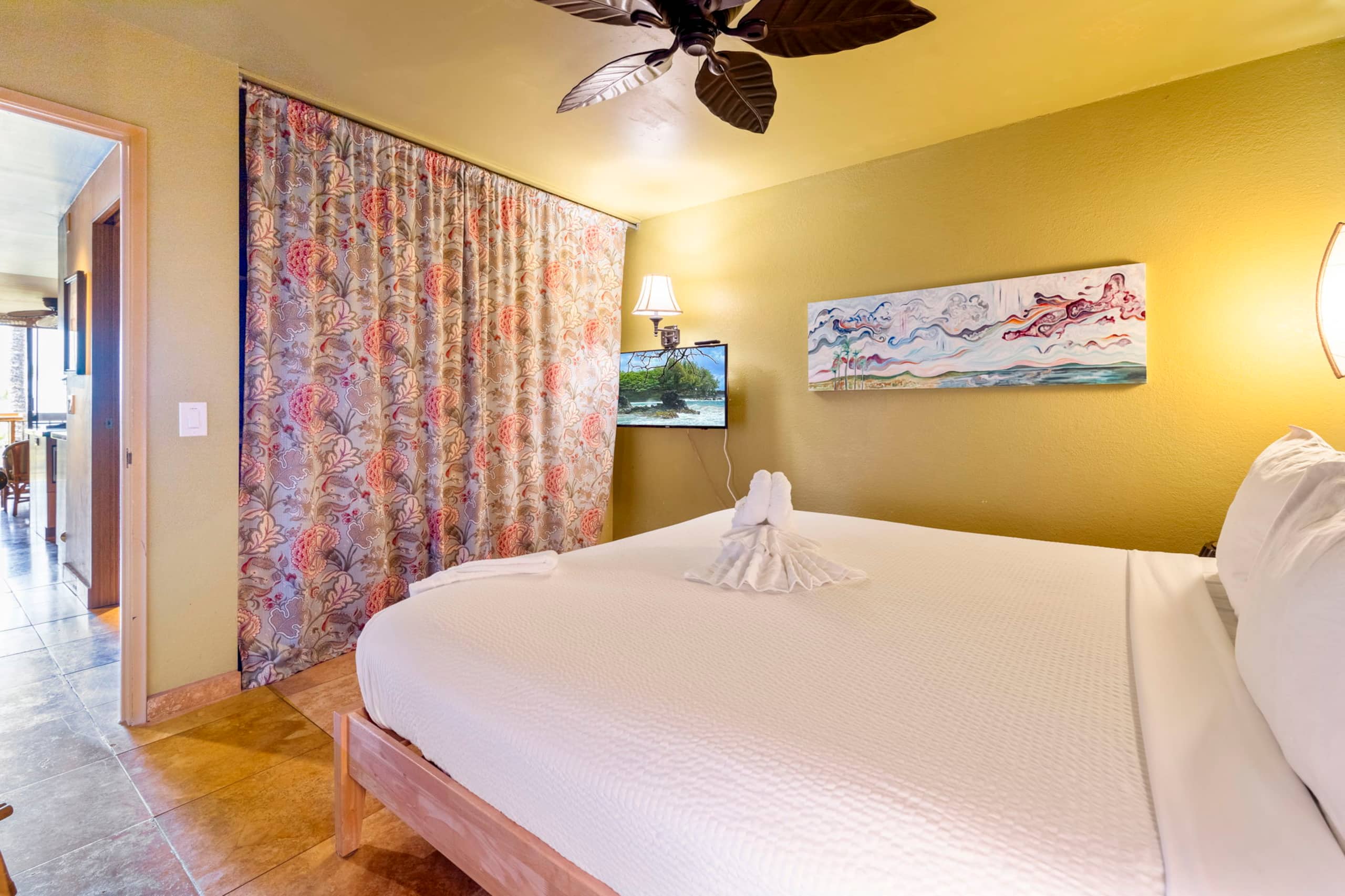 Condo in Kihei · ★4.78 · 1 bedroom · 2 beds · 1 bath - Image 24