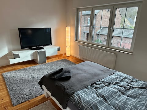 3 rooms, 2 bathrooms, 1 kitchen
