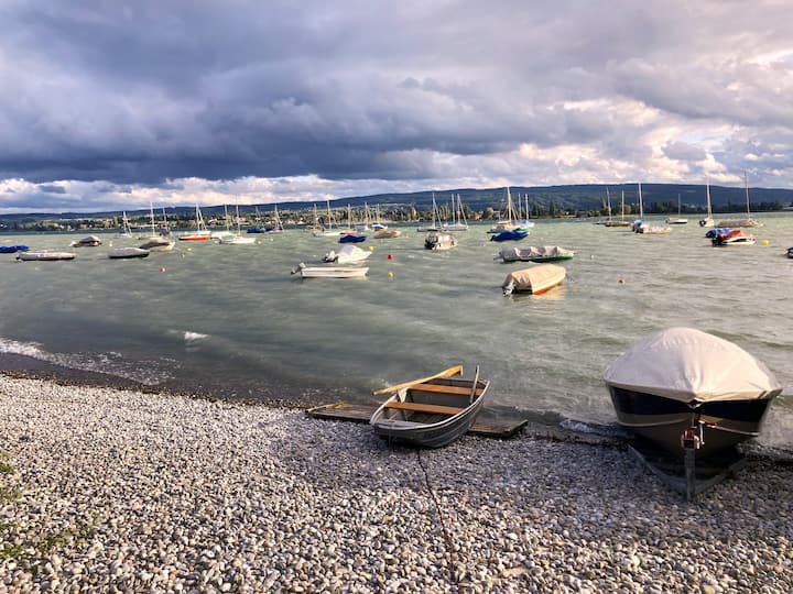 Lake-side apartment on Lake Constance