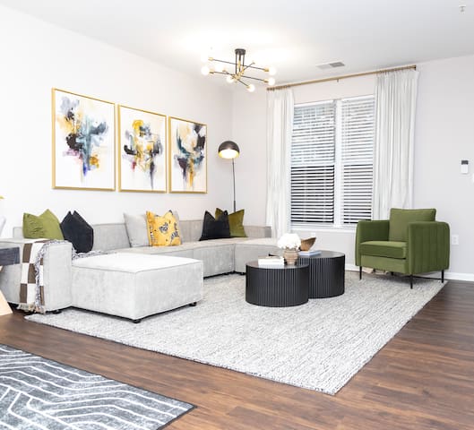 Spacious DC Townhome