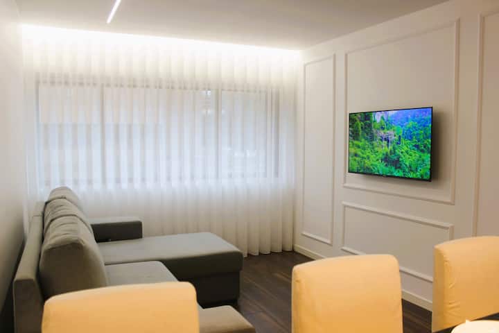 G 0.8 - G.oogle Nest Smart House - Braga
