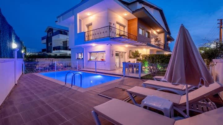 Fethiye Akarca Da 4+1 ÖZel Havuzlu İKiz Villa - Fethiye