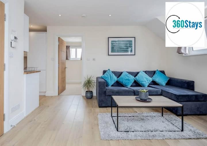 1 Bedroom Apt.06 With Parking In Maidenhead - Maidenhead