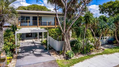 Caba Dream - Beach House with huge pool