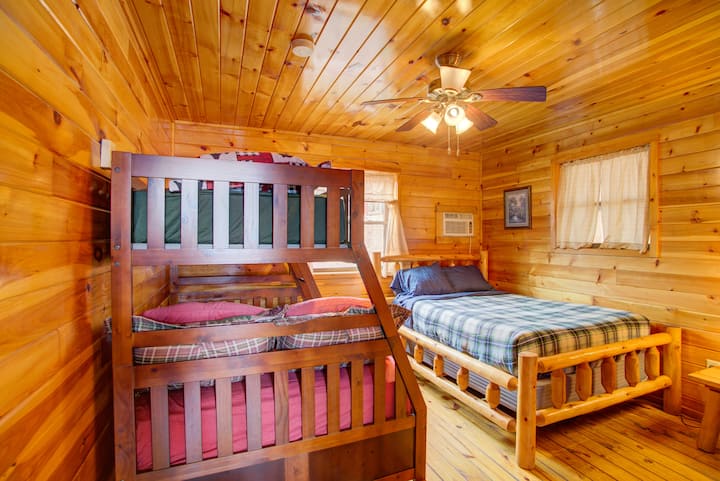 Spálňa 4 - hlavné poschodie - manželské postele, manželské postele a oddelené postele