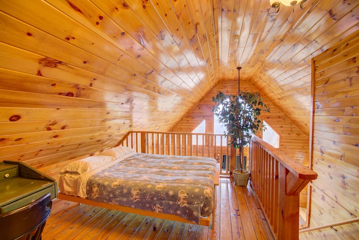 Spálňa 3 - manželská posteľ - podkrovie