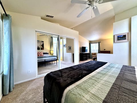 King Bed Retreat, Pet-Friendly, Rancho Cordova