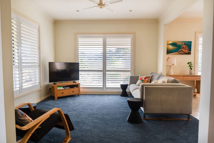 Charming Cottage, 7 Mins Walk To Beach And Golf! - Torquay, Australia