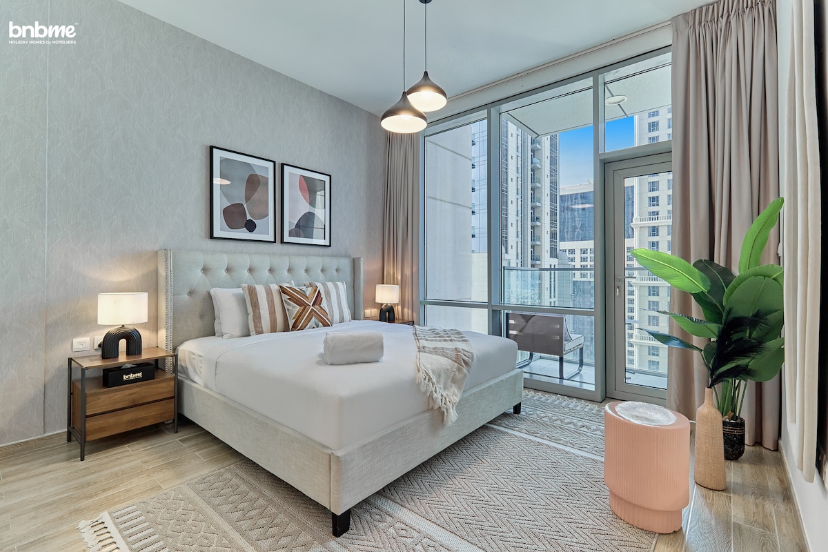 bnbmehomes | Classic 1BR | 8 mins to Burj Khalifa