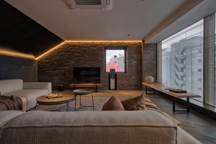 STUMP Serviced Apartments managed Airbnb listing 3