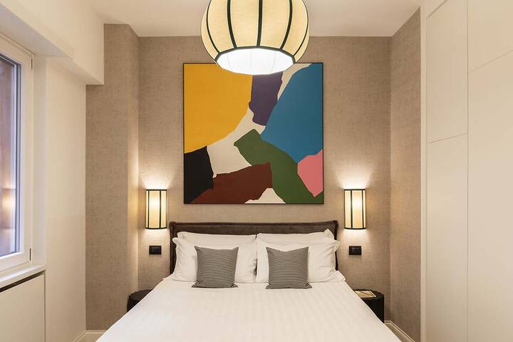 ROMAC Trinity w/ steam bath gallery image 2