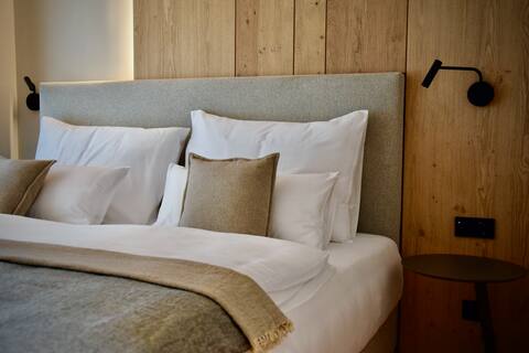 Luxury Apartment - 6P - Ski-In/Out - Summer Card