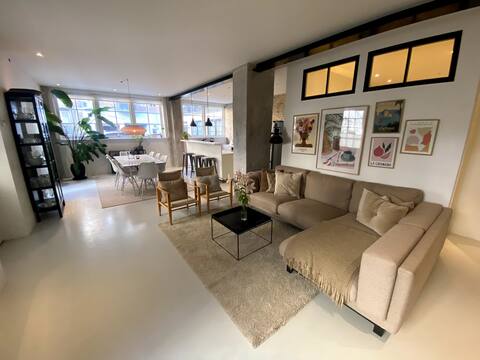 Central apartment with patio