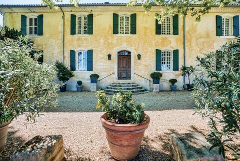 Bastide XVIII au cœur du Luberon