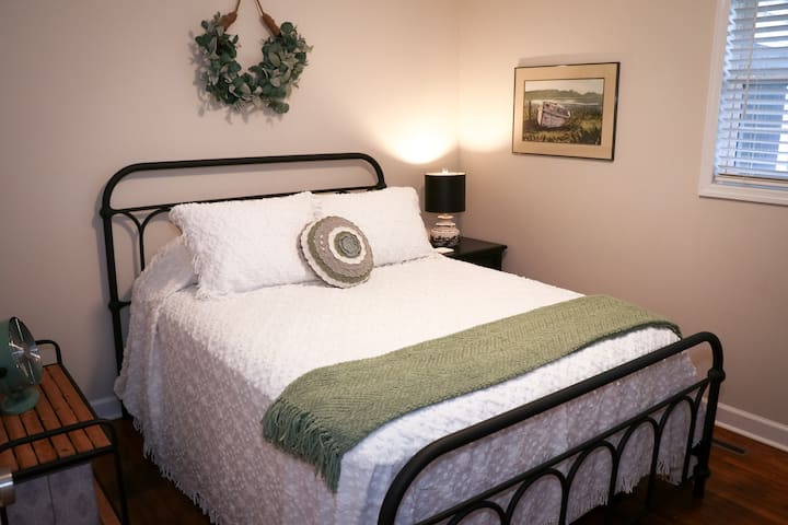  Cozy queen bed, dresser and closet for plenty of storage space. Each room has a sound machine, fan, charging station for phone, watch and earbuds.