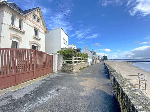 RÉF 407 Larmor-Plage maison de famille vue mer