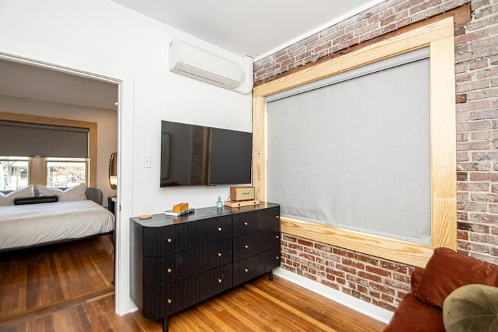 Steps To Bathhouses|historic Downtown Apartment - Hot Springs, AR