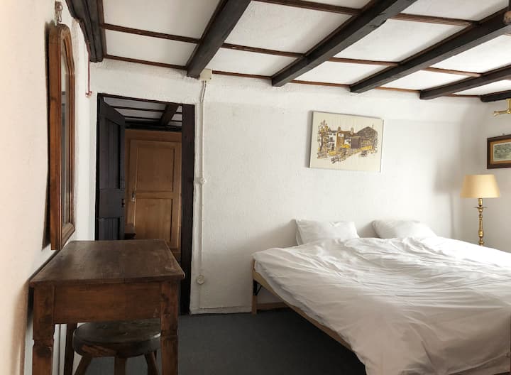 ห้องนอน 2 (Bedroom 2)