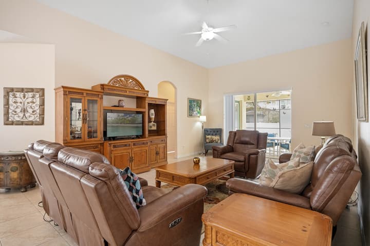 Minutes To Disney Parks W/ Private Pool & Spa - Kissimmee