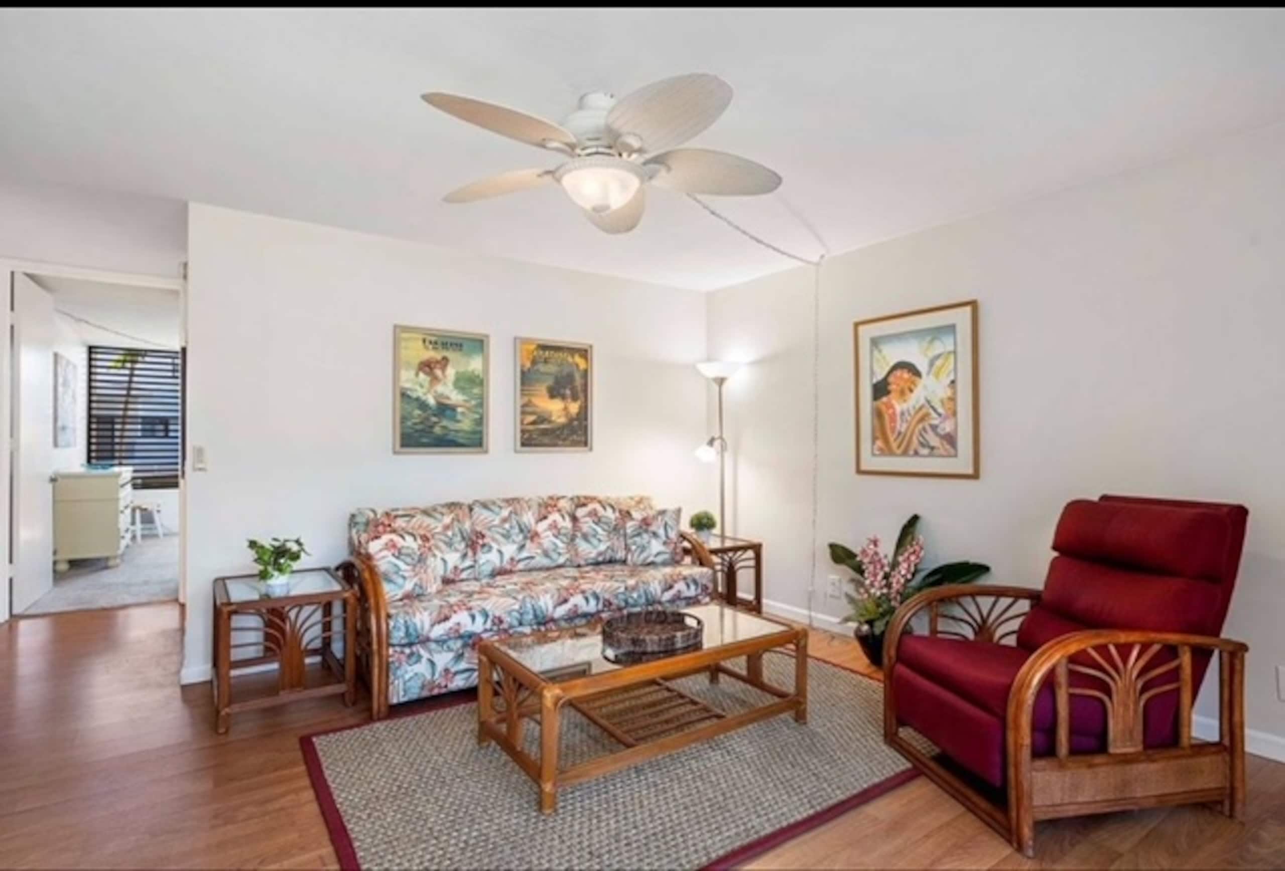 Condo in Kailua-Kona · ★4.97 · 1 bedroom · 2 beds · 1 bath - Image 2