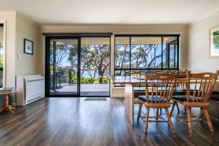 Allure | Absolute Waterfront | Family Friendly