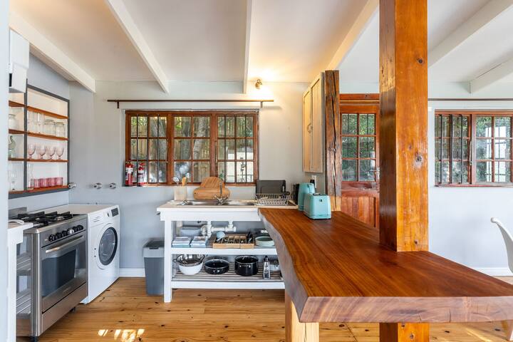 The Honeybird Cottages gallery image 5